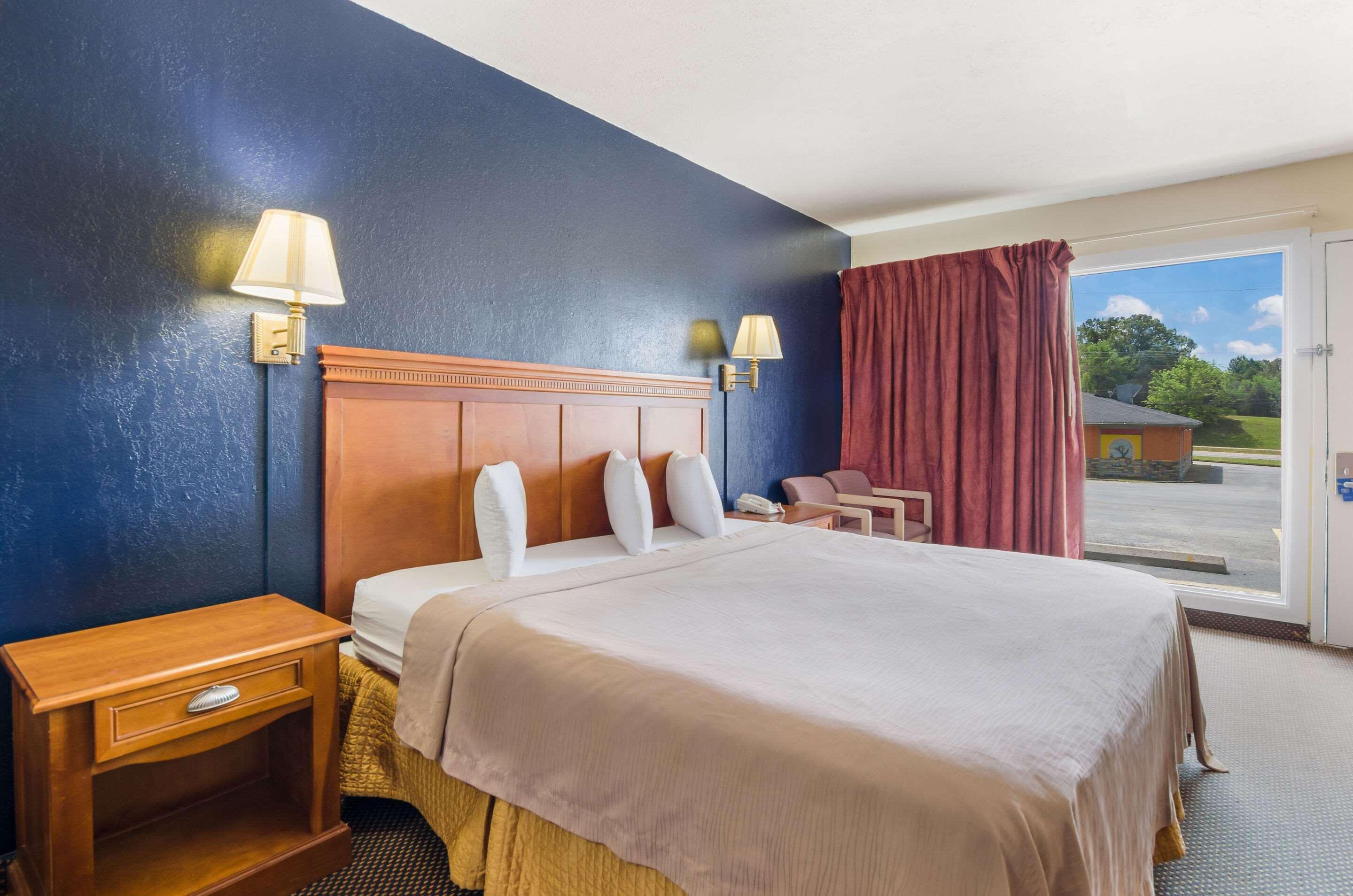 Rodeway Inn Church Hill - Tri Cities Area Bagian luar foto