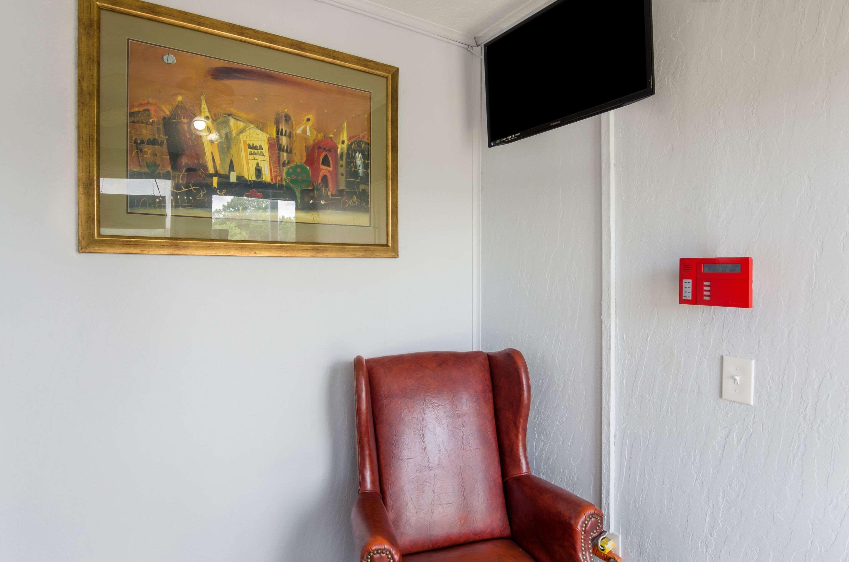 Rodeway Inn Church Hill - Tri Cities Area Bagian luar foto