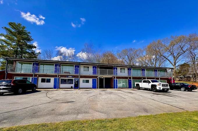 Rodeway Inn Church Hill - Tri Cities Area Bagian luar foto