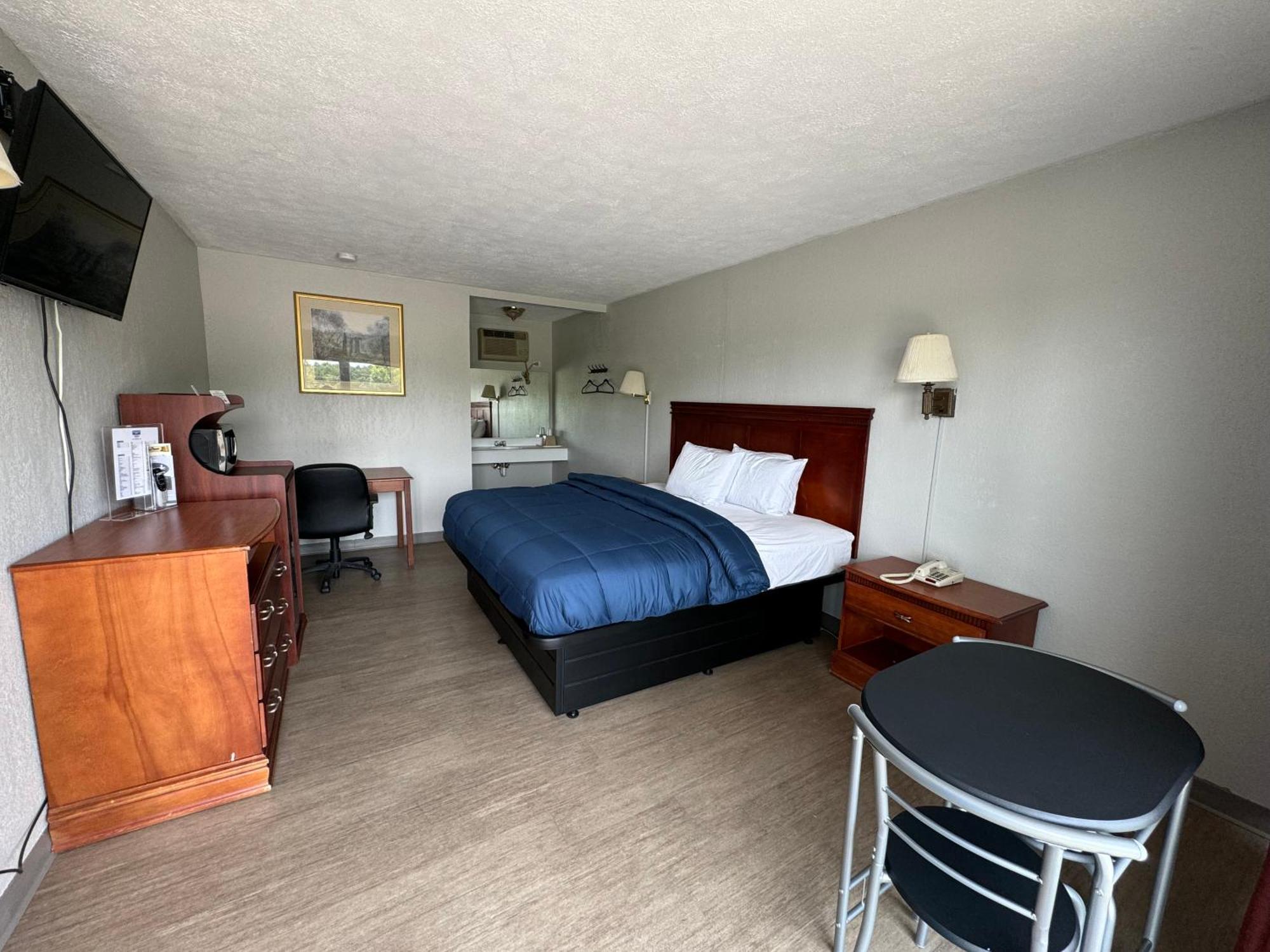 Rodeway Inn Church Hill - Tri Cities Area Bagian luar foto