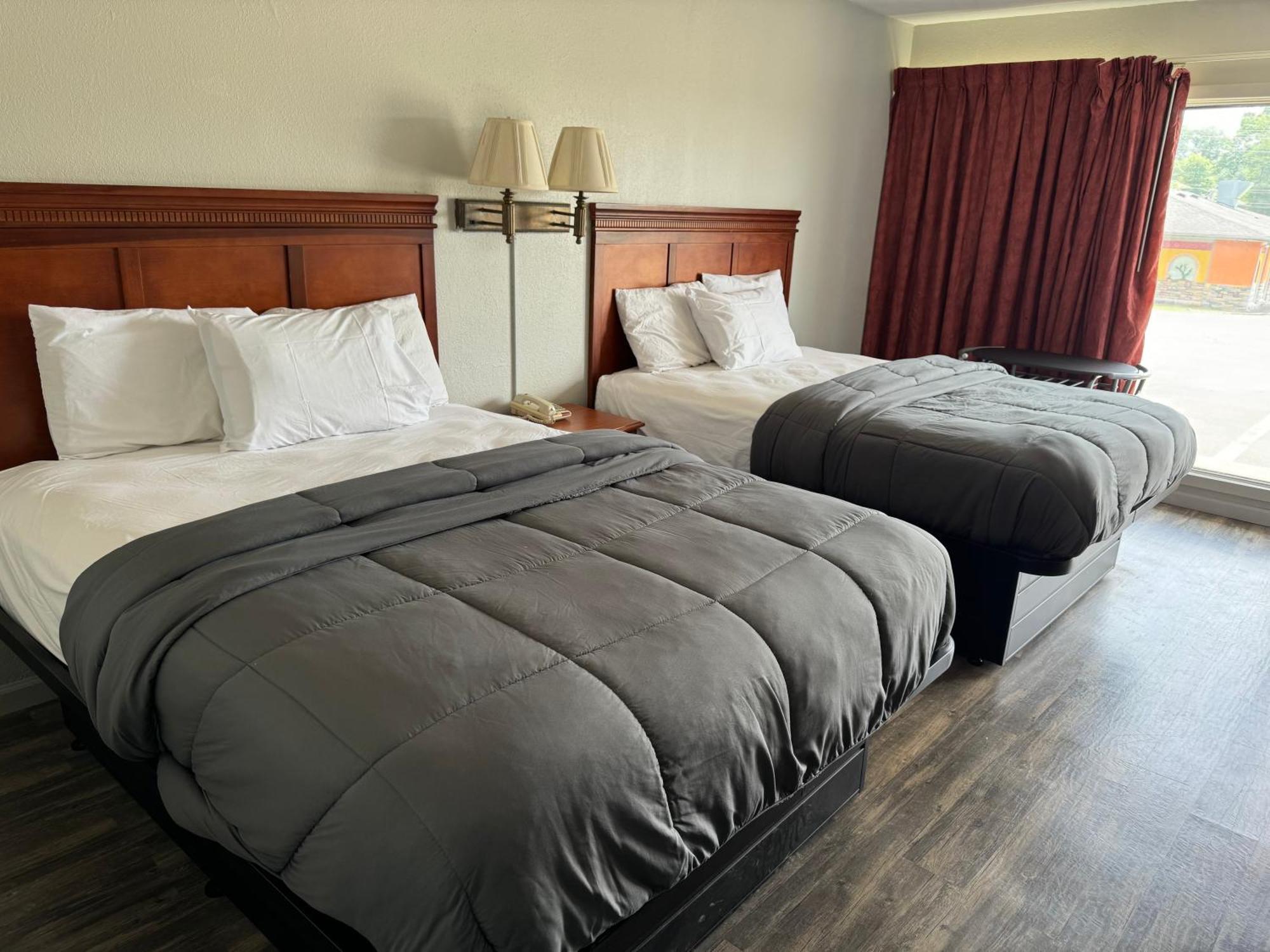 Rodeway Inn Church Hill - Tri Cities Area Bagian luar foto